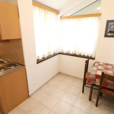 & Jagoda 3* Baška