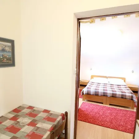 Guest house & Jagoda