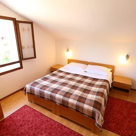 & Jagoda Guest house 3*
