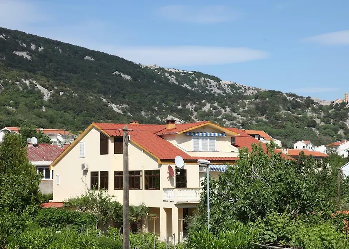 Konukevi Jagoda In A Quiet Area Baška