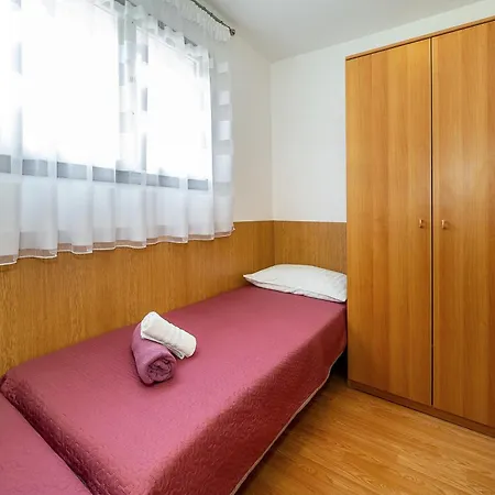 & Jagoda Casa de hóspedes Baška